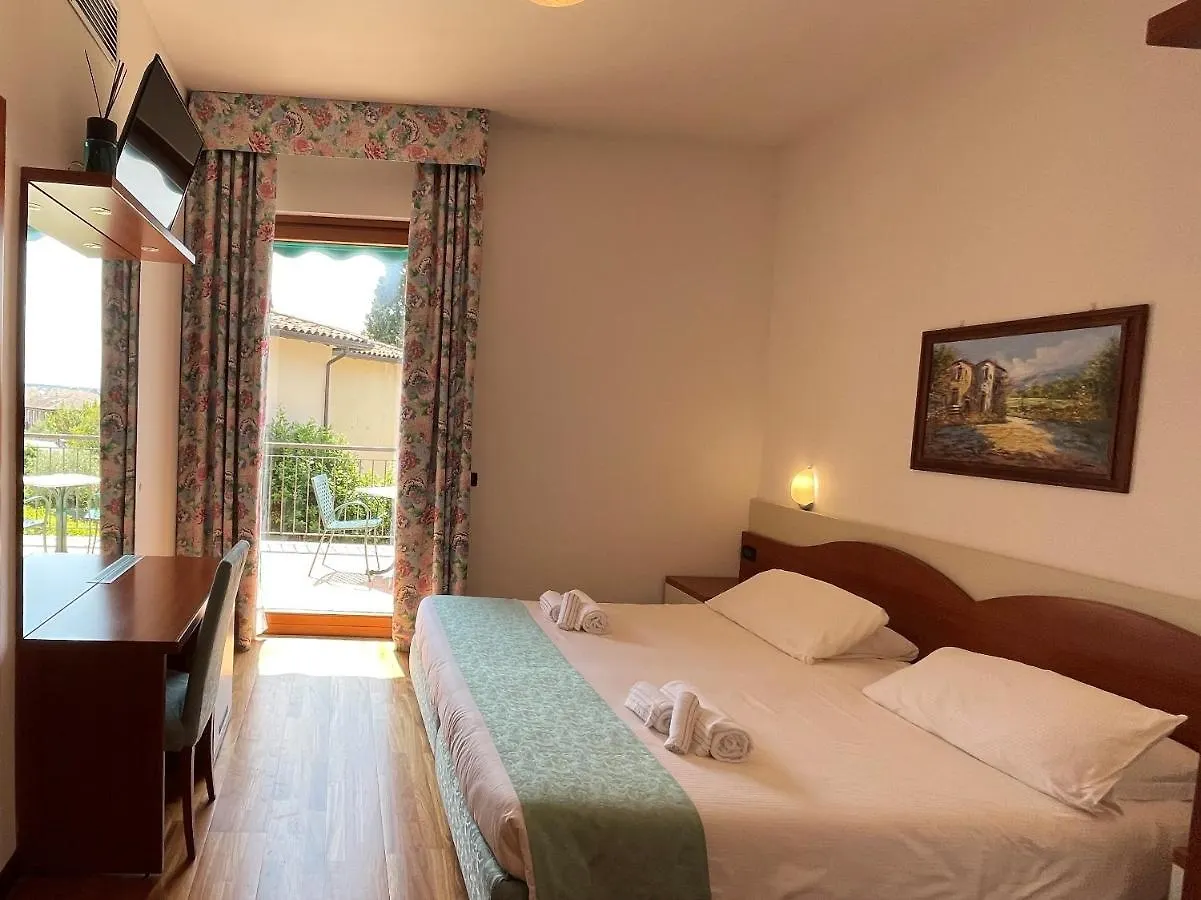 Hotel Meridiana Sirmione 3*,