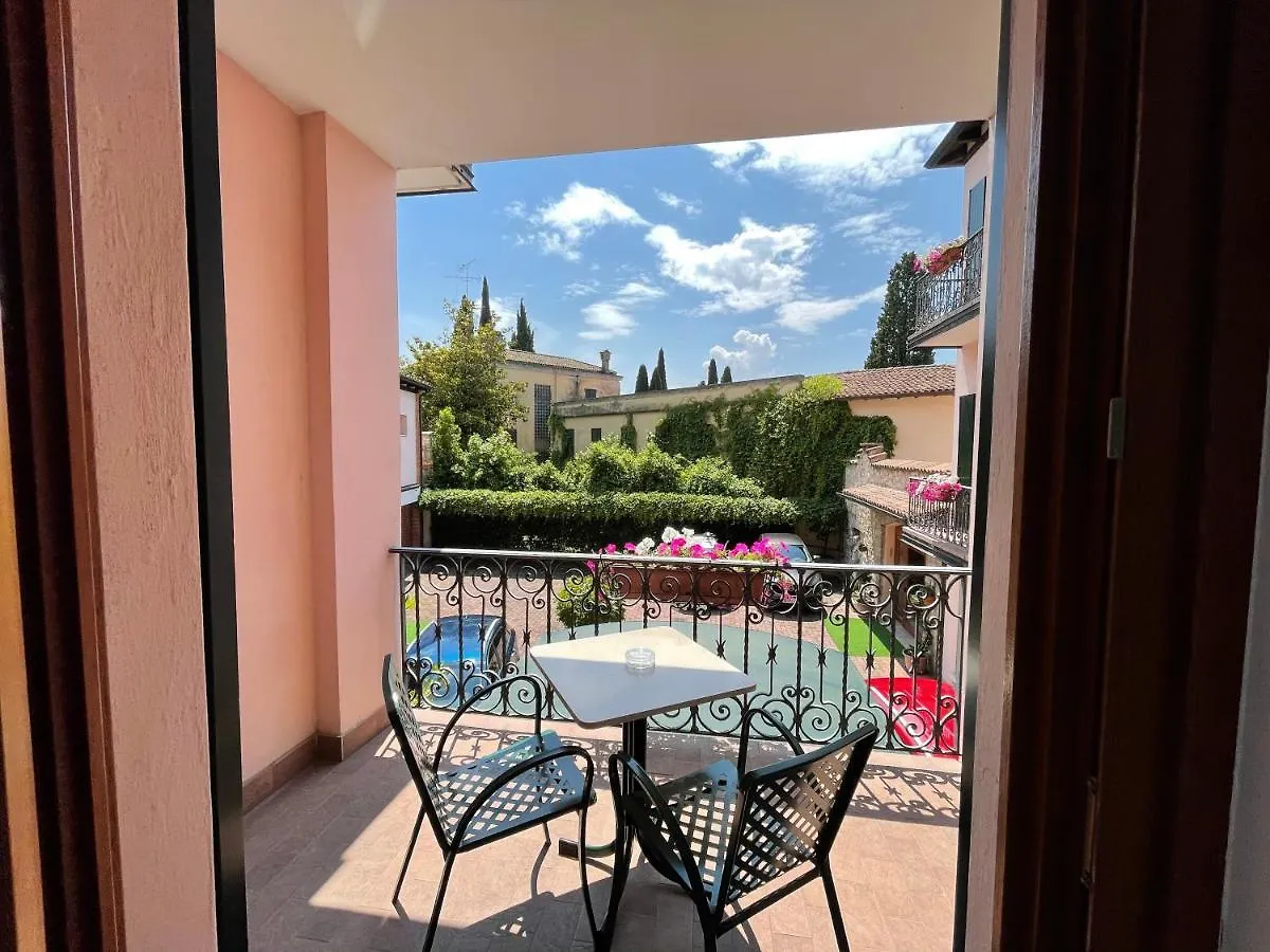 Hotel Meridiana Sirmione 3*,