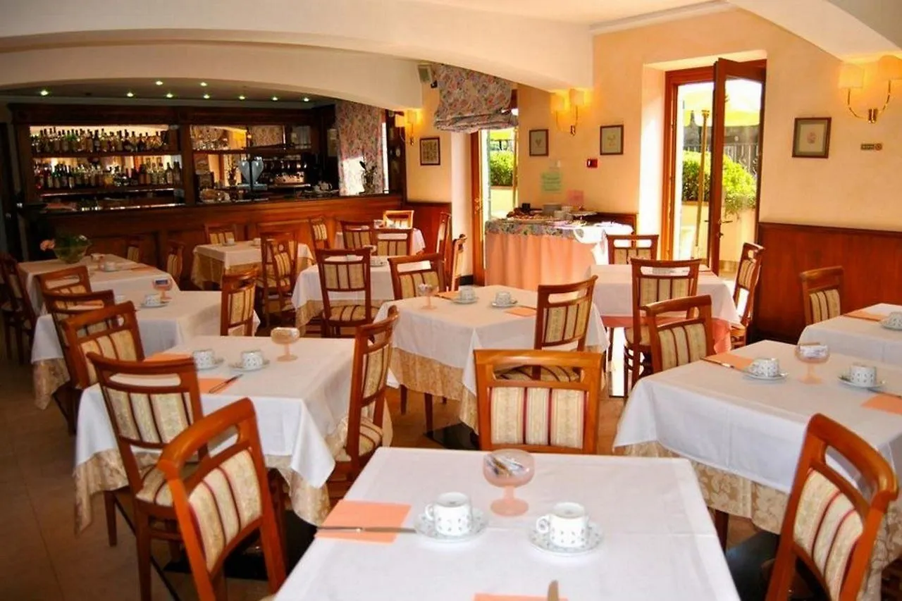 Hotel Meridiana Sirmione 3*,  Italie