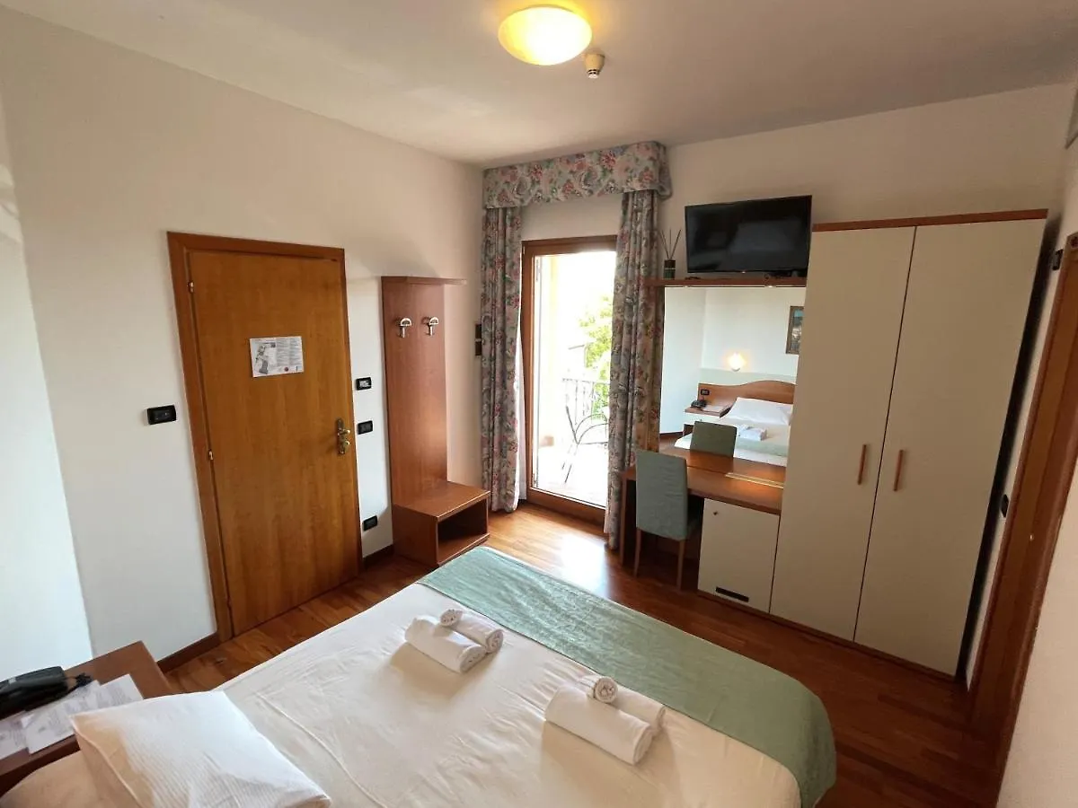 Hotel Meridiana Sirmione Italien