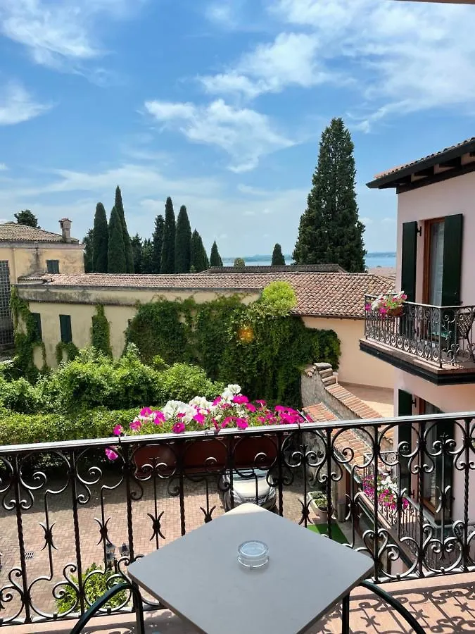 Hotel Meridiana Sirmione 3*,